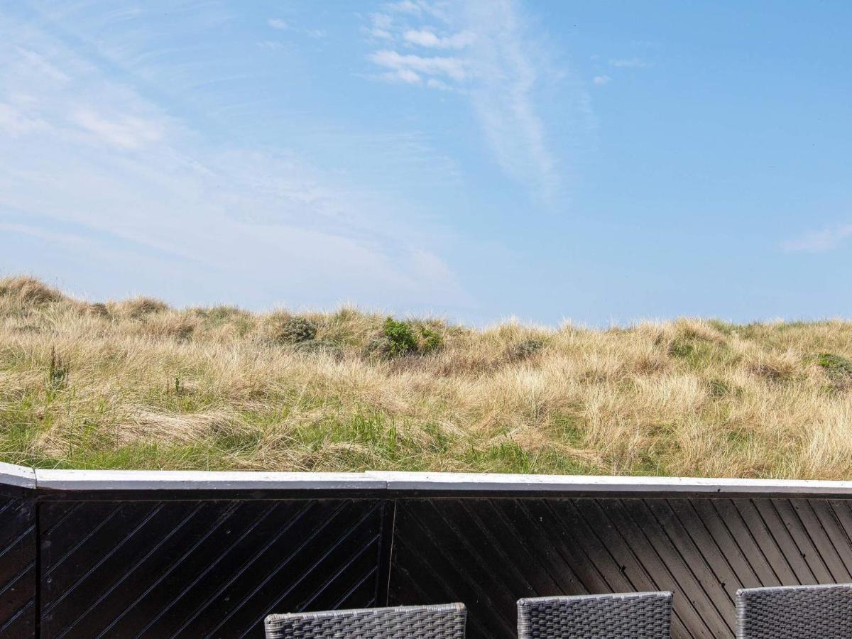 6 Person Holiday Home In Blokhus Buitenkant foto